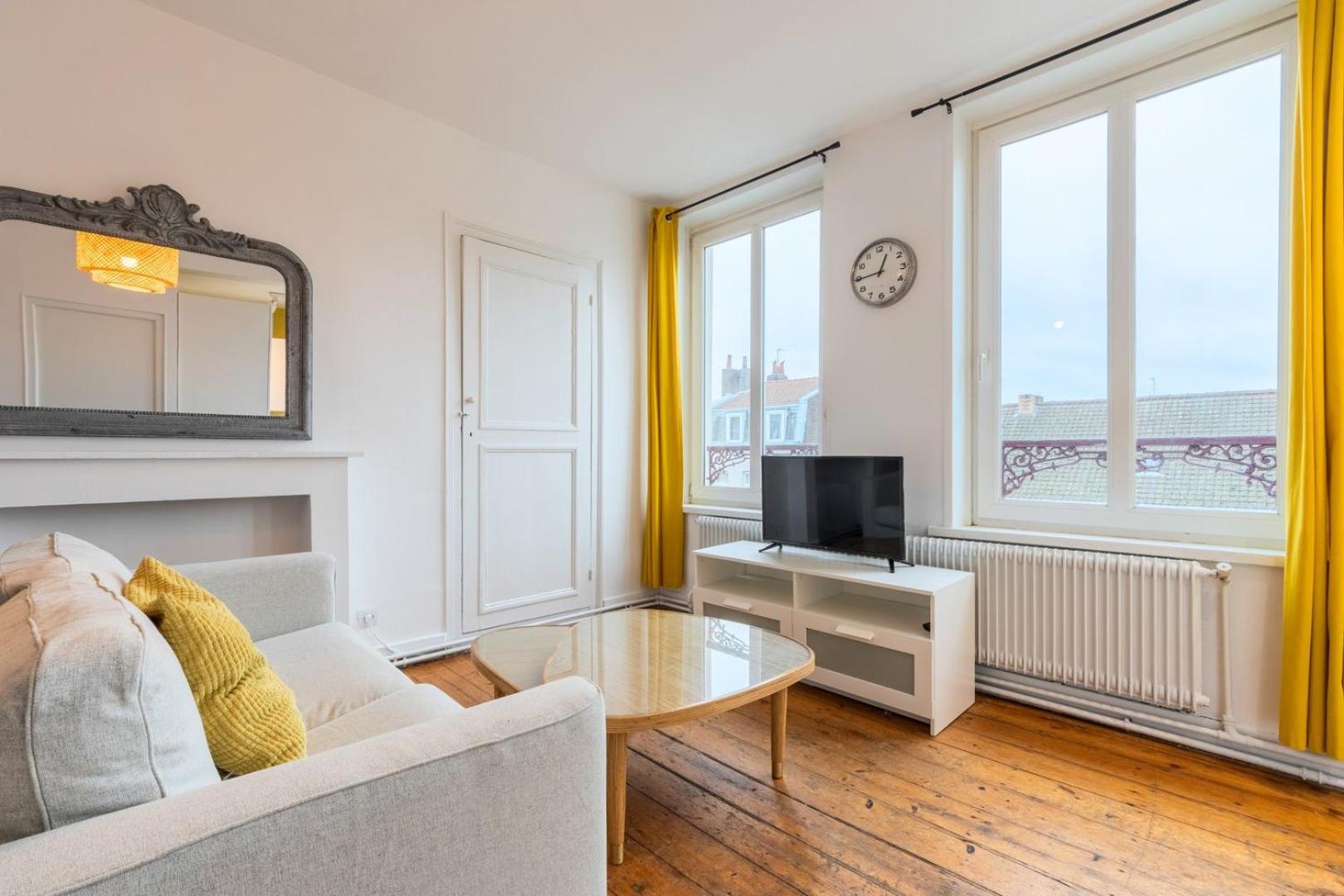 2-Bedroom Apartment Near Metro Lille Exterior photo